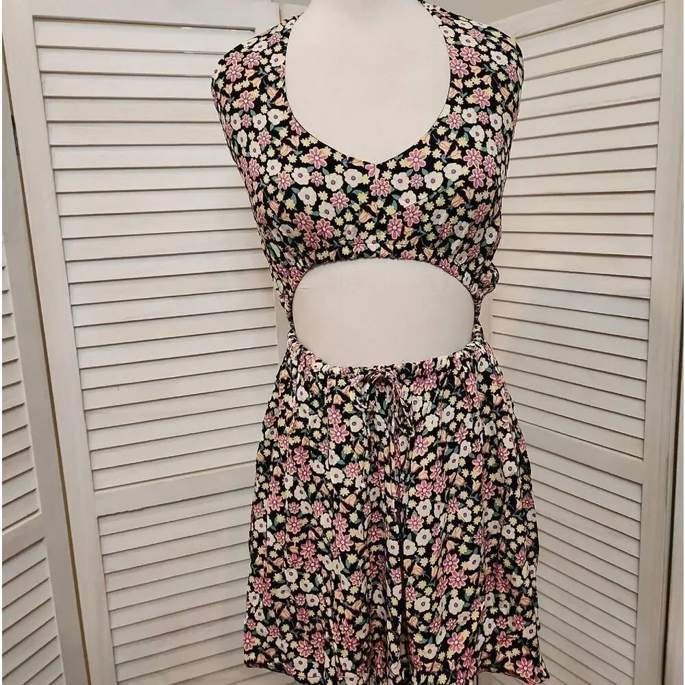 Sky To Moon Floral Mini Dress in Black with Pink & Cream Flowers Size S NWOT